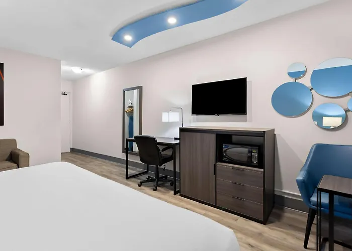Amherstburg Hotels