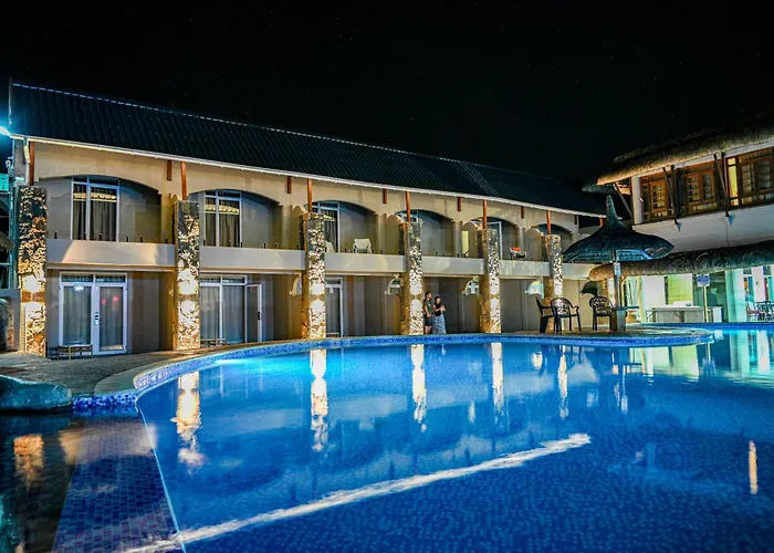 Pereybere Beach Hotels