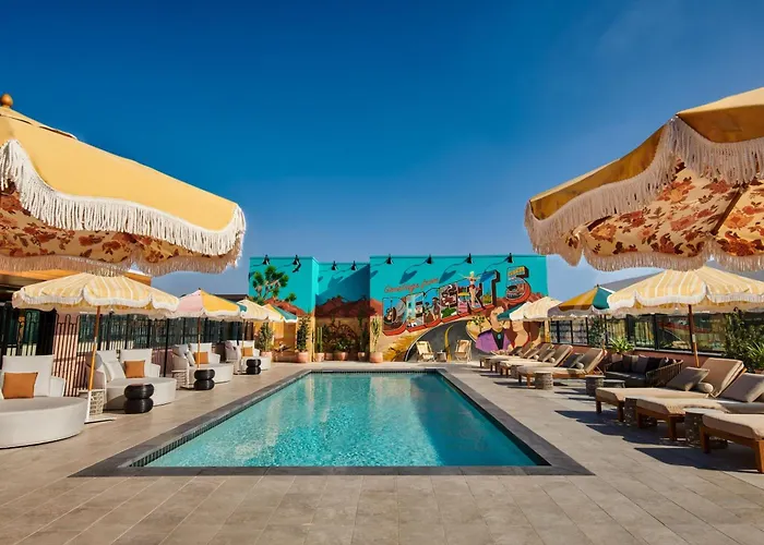 HOLLYWOOD VOLUME, a Tribute Portfolio Hotel Los Angeles
