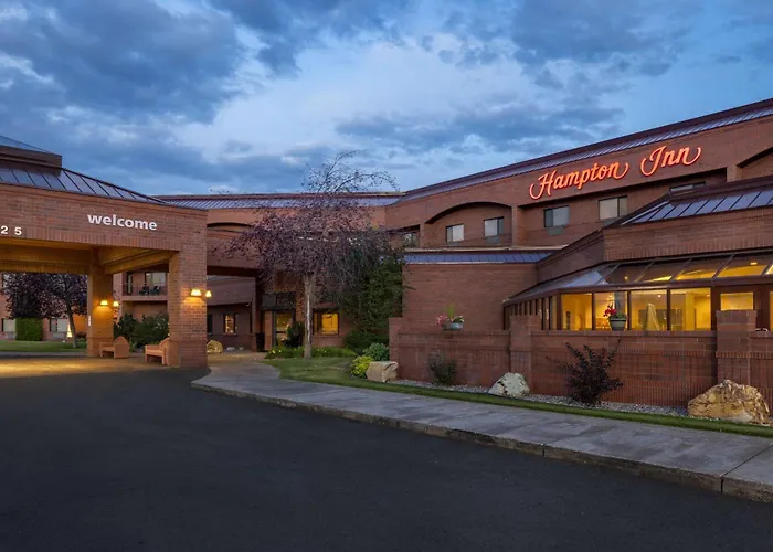 Kalispell Hotels With Pool