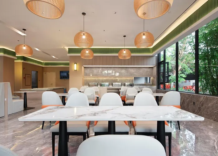 Wenchang Hotels