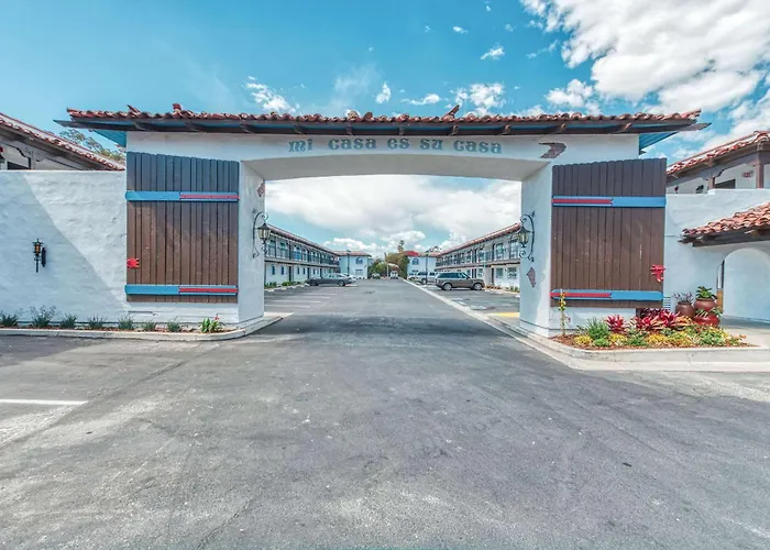 Casa Via Mar Inn, An Ascend Collection Hotel Port Hueneme