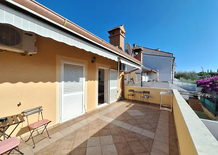 Guest House Mafi