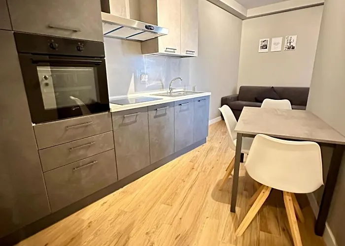 Hh Hermoso Housing Alessandria