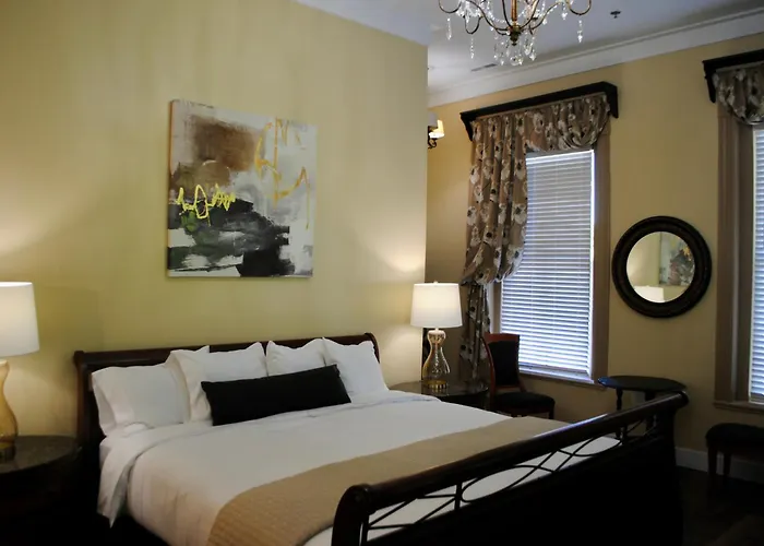 Jefferson City Hotels