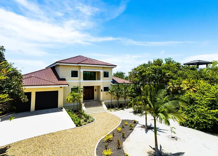 Naia Resort And Spa