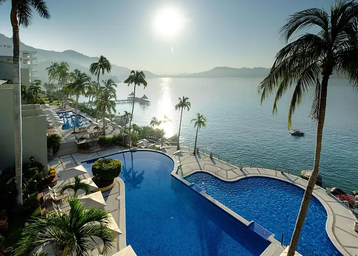 Camino Real Acapulco Diamante Hotel