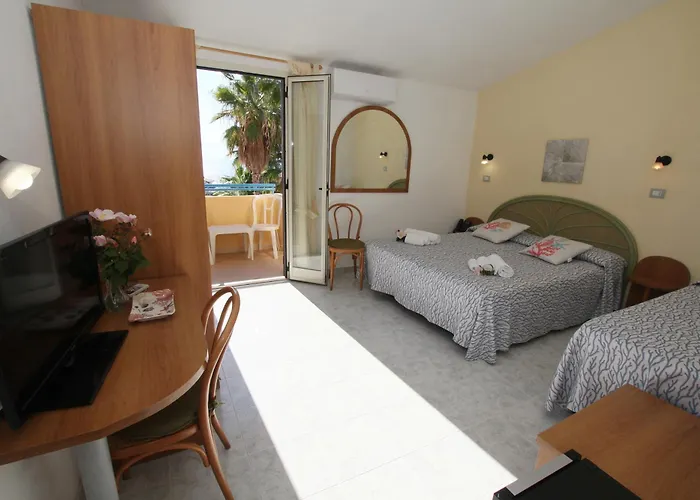 Hotel Grotticelle Capo Vaticano