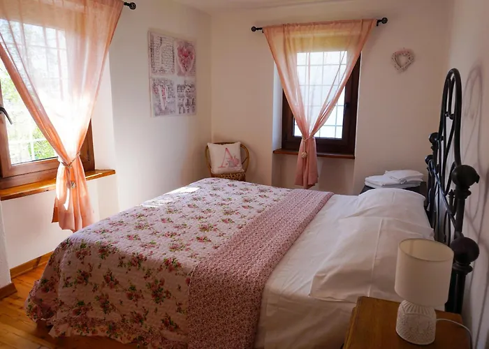 Hoteles en Carema