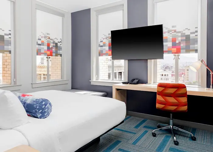 Aloft By Marriott El Paso Downtown Hotel