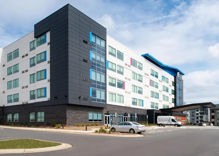 Aloft Charlotte Airport