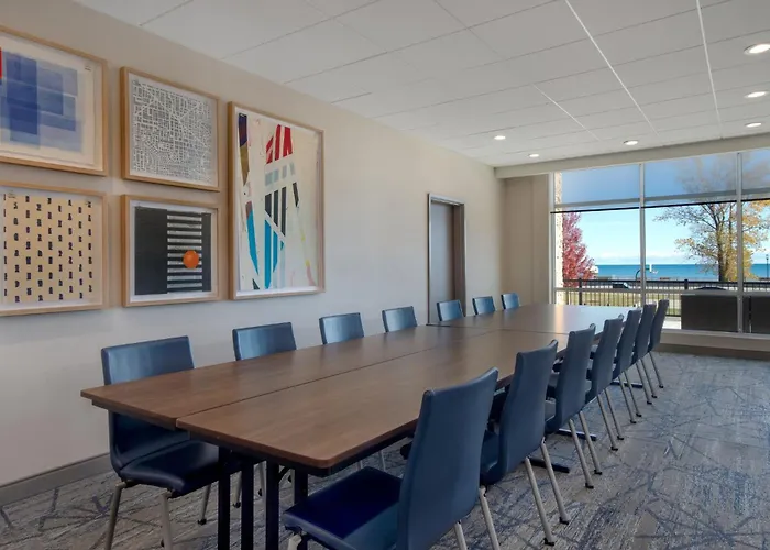 Oscoda Hotels