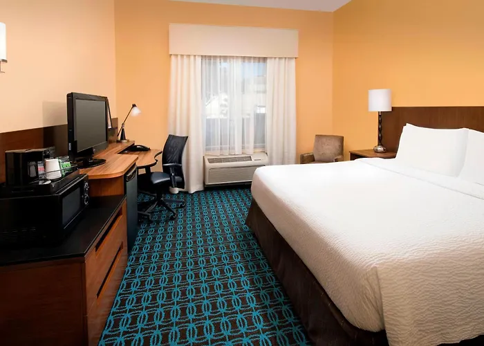Fairfield Inn & Suites Weatherford