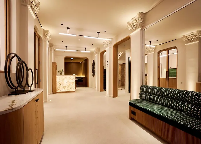 6 Vh Hotel Parigi