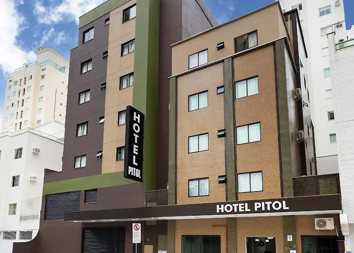 Hotel Pitol