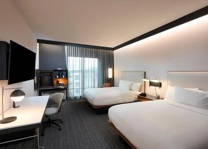 Courtyard By Marriott Charlotte Waverly Ballantyne