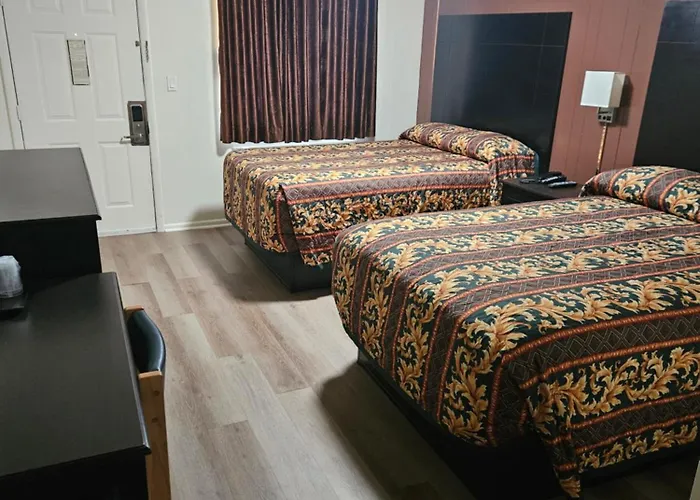 Roanoke Hotels