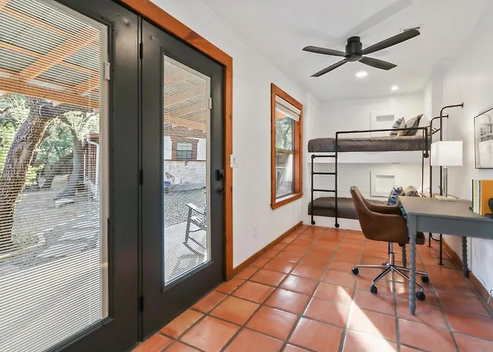 Wimberley Waters - Guest House