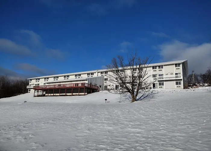 Baymont By Wyndham Duluth Spirit Mountain Hotel