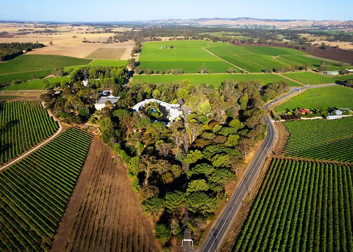 Lyndoch Hotels