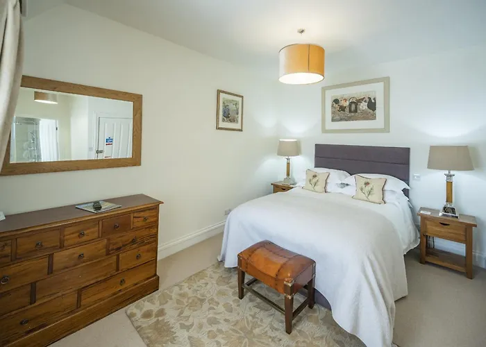 Lauder Hotels