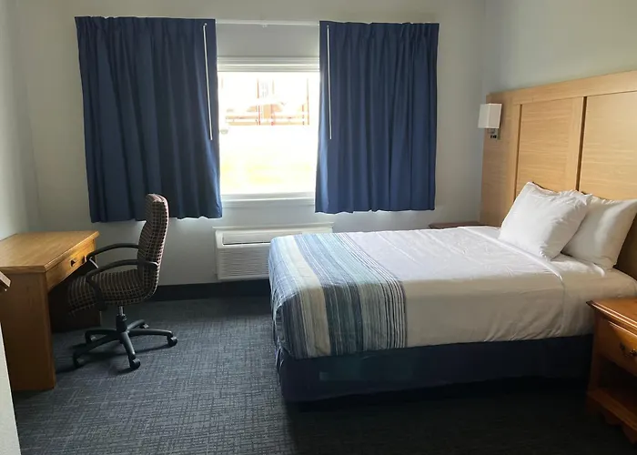 Williamsburg Hotels