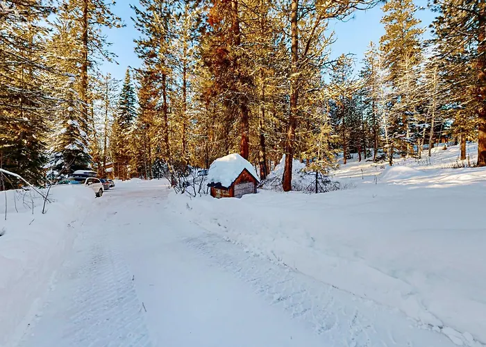 Meadows Condo Unit #16 McCall