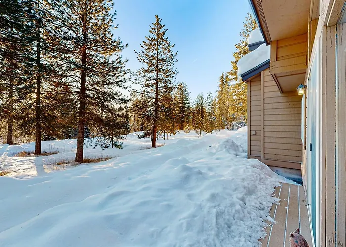 Meadows Condo Unit #16 McCall