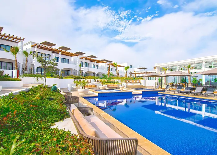 Rosarito Hotels With Pool