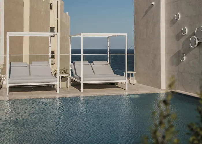 Hotels in Pietà