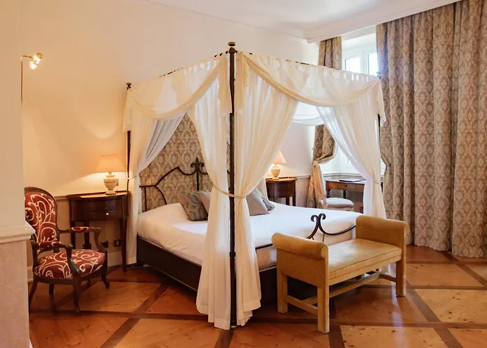 Challes-les-Eaux Hotels