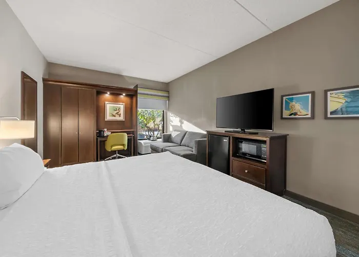 Fairhaven Hotels
