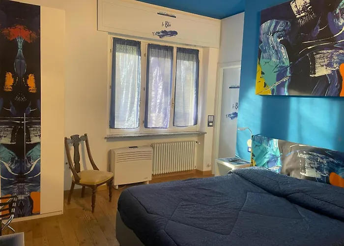 Rooms Of Love