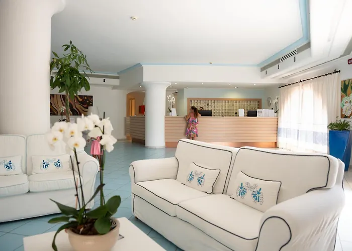 Cala Della Torre Resort La Caletta