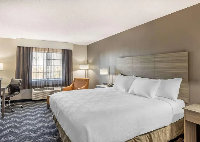 Country Inn & Suites By Radisson Bolingbrook, I-55