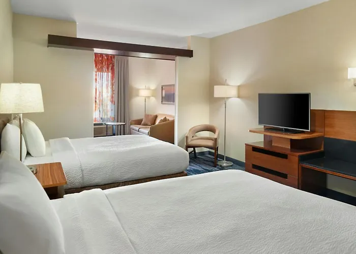 Fairfield Inn & Suites By Marriott Jackson