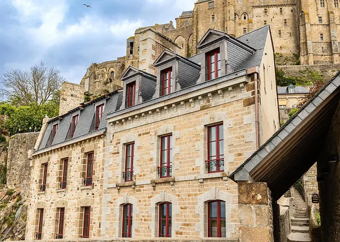 La Mère Poulard Mont St. Michel