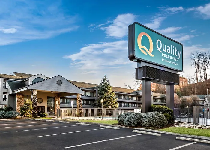 Quality Inn & Suites At Dollywood Lane Pigeon Forge