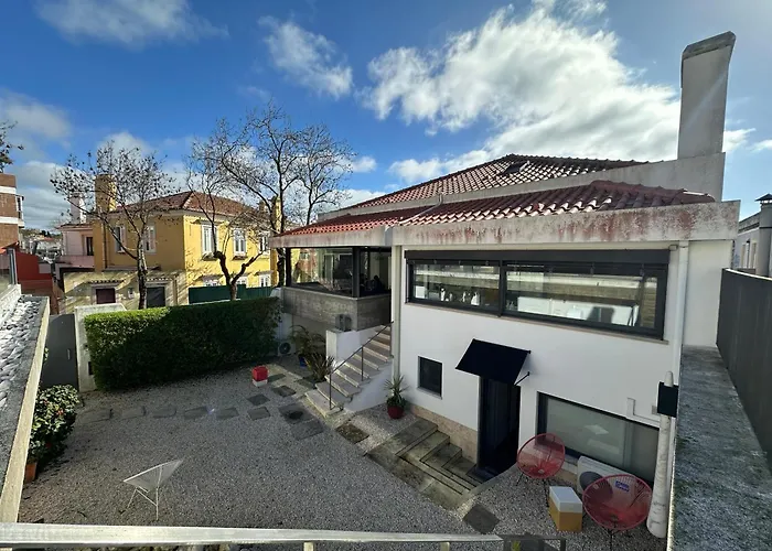 Bonvalot Guest House