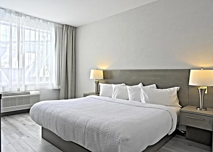 Levis Hotels