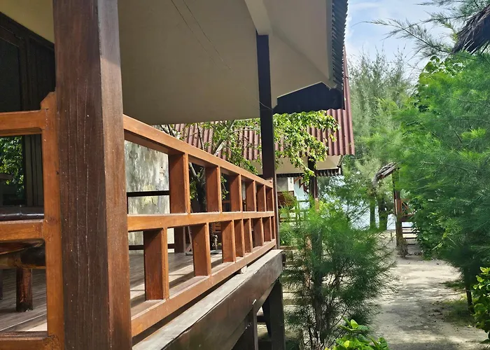 Bluecoral Bungalows Gili Meno