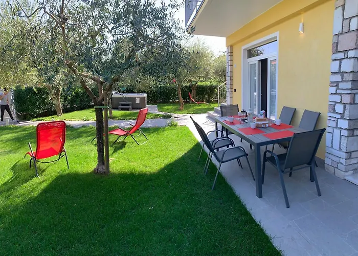 Villa Lori Apartments Garden&Beach Peschiera del Garda