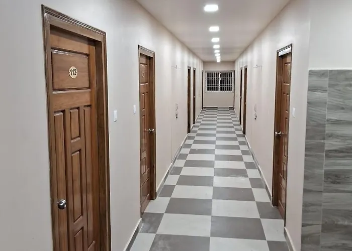 Thuraiyur Hotels