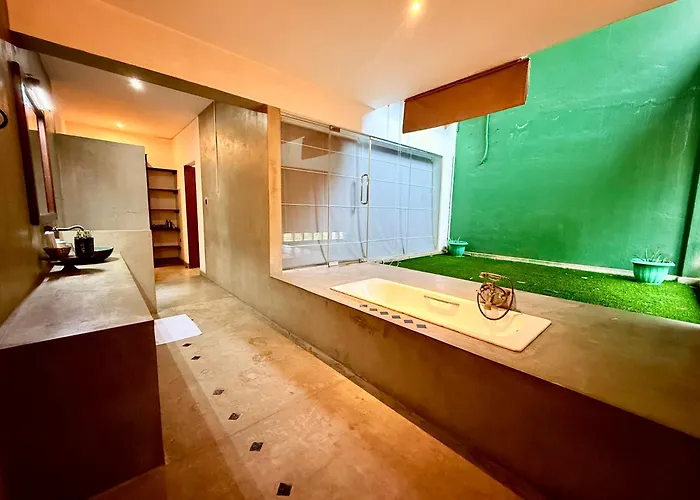 Dehiwala-Mount Lavinia Hotels