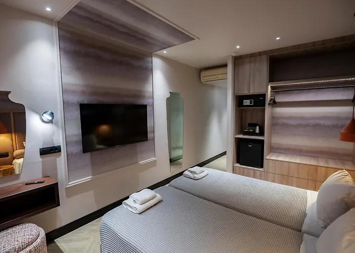 Hotels in Roda (Corfu)
