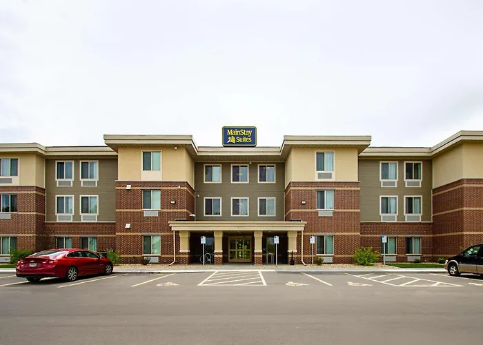 Mainstay Suites Madison - Monona