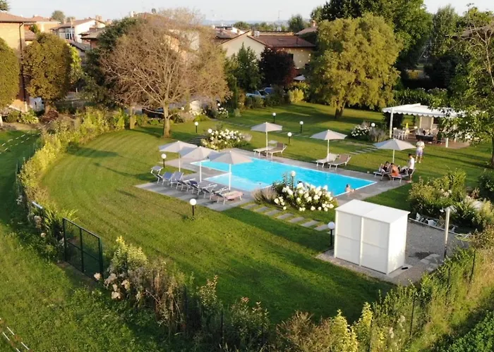 Bed and Breakfast Red One Maranello