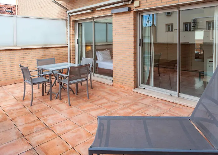 Suites Viena Plaza De Espana Madri