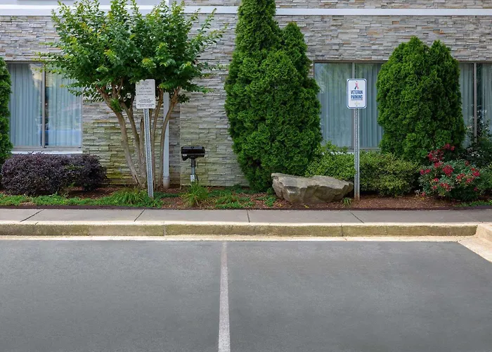 Hotel La Quinta By Wyndham Atlanta Airport North College Park