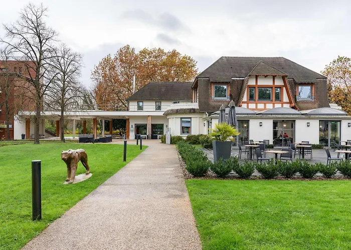 Relais De La Malmaison Paris Rueil Hôtel-Spa